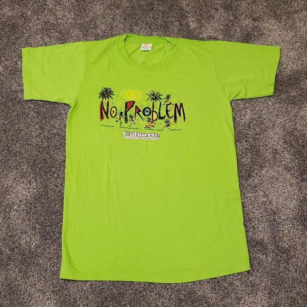 5/$25- Dominican Republic Tee